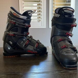 Rossignol 28.5 men’s ski boots